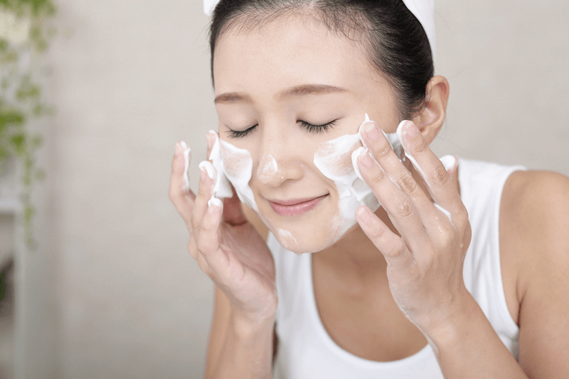 肌荒れ ニキビはマスクのせい 綺麗な素肌を取り戻すための肌ケアとは Beautywalker