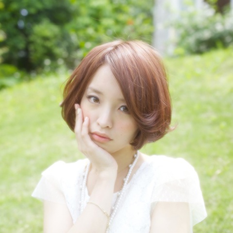 【最旬ショート・ボブスタイル】つや感命!のニュアンスショート
