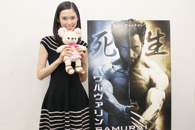 ヒュー・ジャックマンにメロメロ!恋人役のモデル・TAOが語る「世界一のナイスガイ」