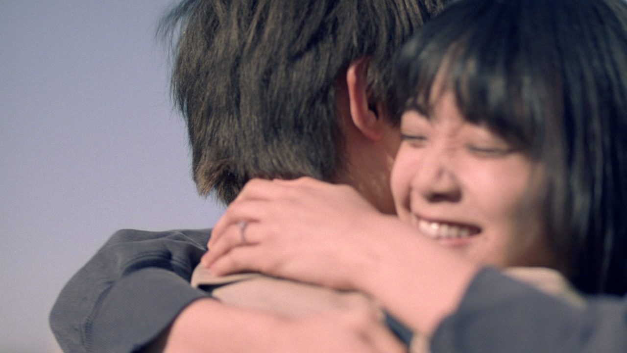 プロポーズの‟翌日” 吉沢亮と深川麻衣が抱きしめ合う新CM 「キュンキュンした」