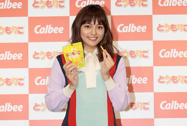 川口春奈 4年ぶりにカルビーCM出演で運の強さを見せつける?!