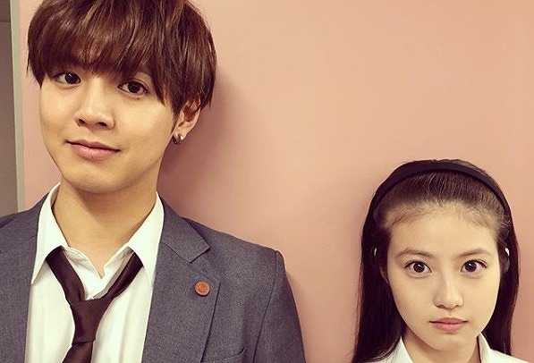 片寄涼太&今田美桜、“身長差萌え”2ショットにファン大興奮「このコンビ大好き」