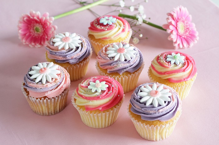 可愛いの極み Lola S Cupcakesから可憐なデイジーのカップケーキが期間限定発売 Girlswalker ガールズウォーカー