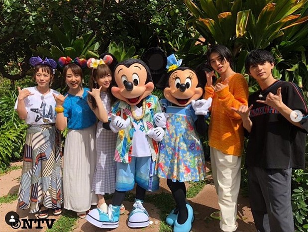 山﨑賢人、吉沢亮、指原莉乃らがハワイディズニーを満喫!? ファンから羨む声