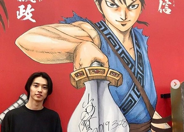 山﨑賢人、約3ヶ月ぶりのインスタ更新にファンが感謝「幸せ」「待ってました」