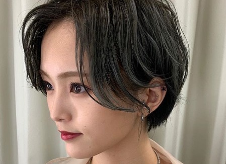 山本彩 Nana風 の新ヘア披露 イケメンすぎ と話題 Girlswalker