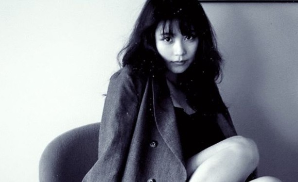 有村架純、セクシーな美脚ショットにファン悶絶 「足先まで色っぽい」「眠気がぶっ飛んだ」