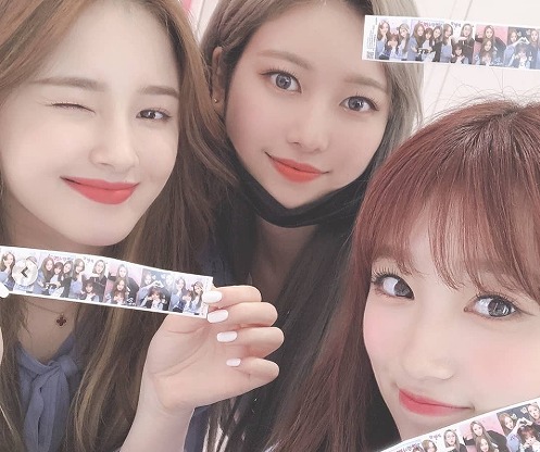 IZ*ONE矢吹奈子、MOMOLANDジェイン&ナンシーとのプライベート写真に「女神が3人」