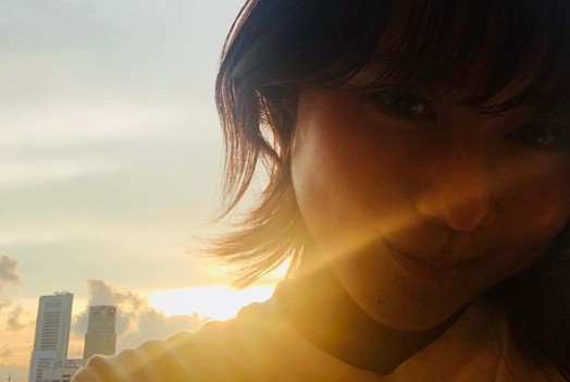 有村架純、逆光生かした自撮りショットに反響「太陽に負けない」「美しさ倍増」