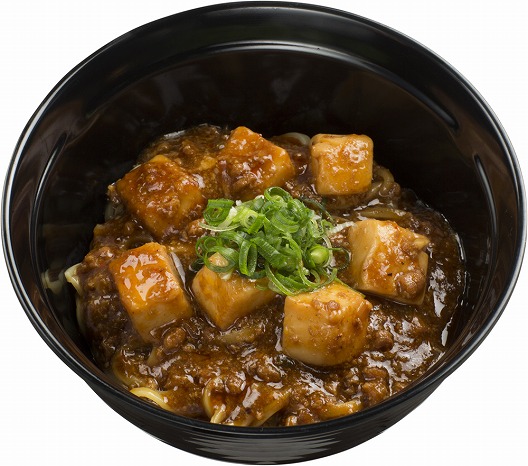 累計300万食を売り上げた「すし屋のまぜそば」シリーズの新作、マーボーまぜそばは必食