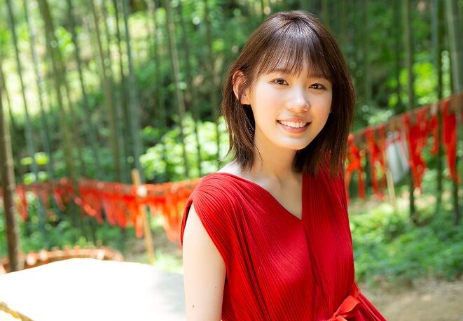 グループNo.1の美白肌の持ち主!欅坂46小池美波ファースト写真集が発売決定
